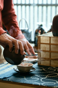tea-coffee-slow-moments
